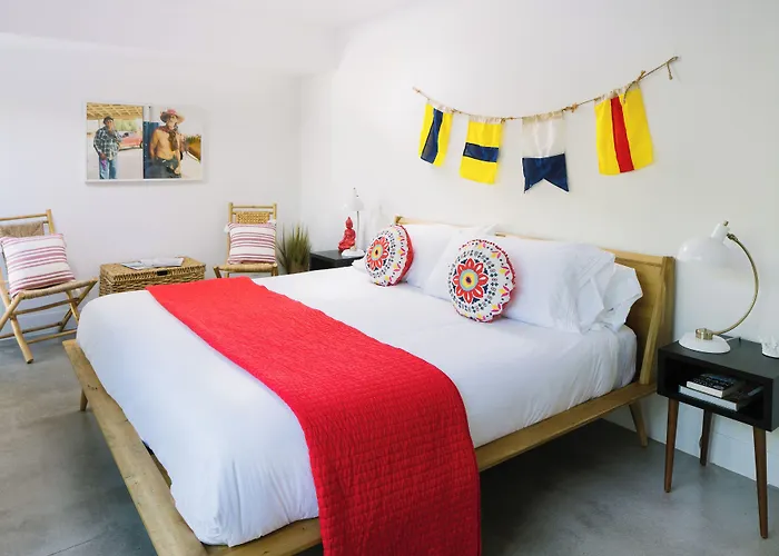 El Cid By Avantstay Mid-Century Charm With Poolside Cabanas